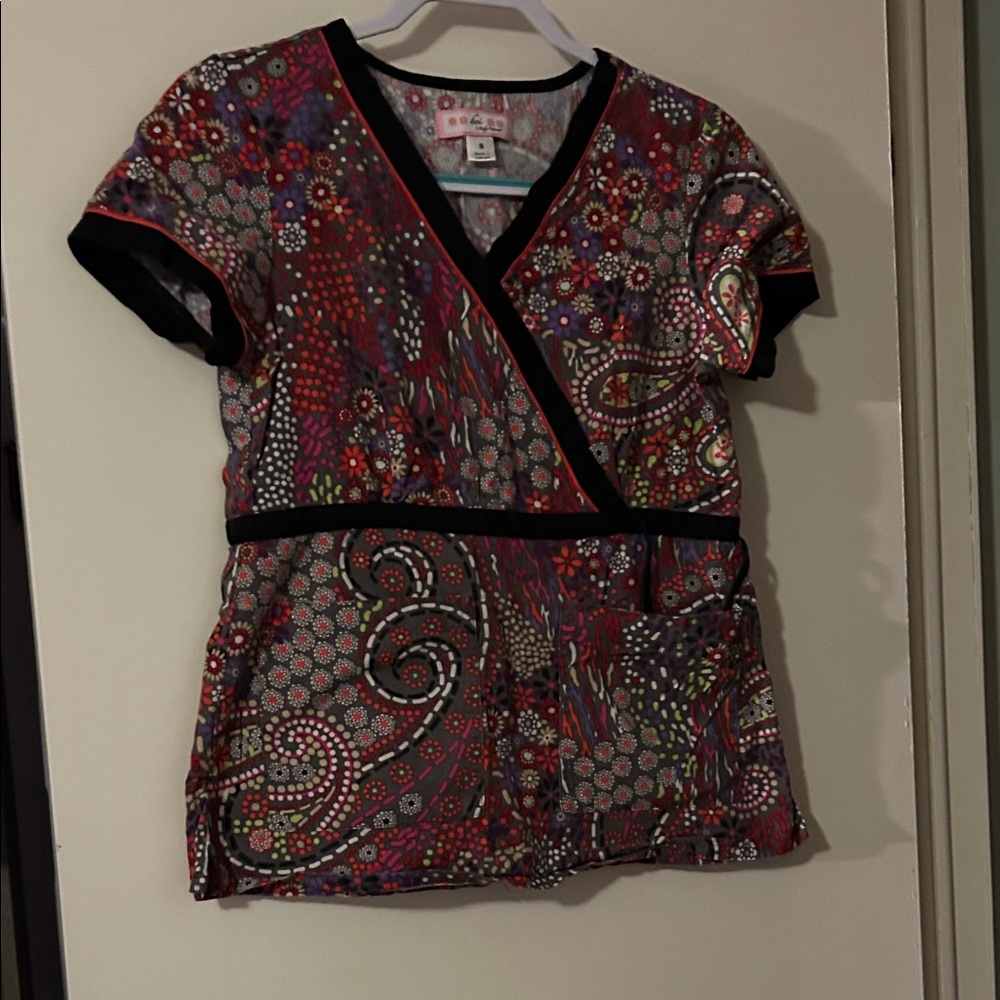 Koi Multicolor Patterned V-Neck scrub top